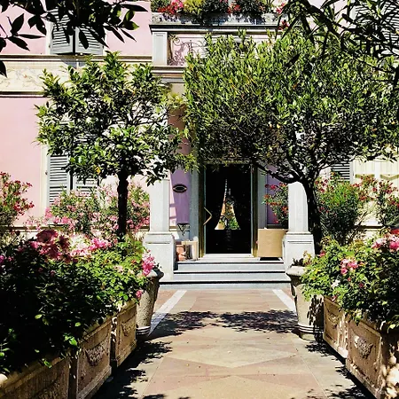Verdi Boutique 4* פארמה